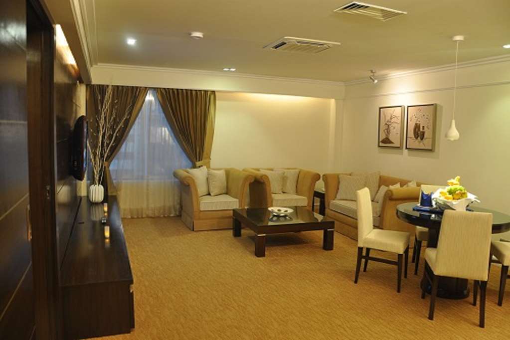 Hotel Agrabad Csittagong Szoba fotó