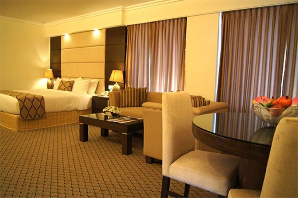 Hotel Agrabad Csittagong Szoba fotó