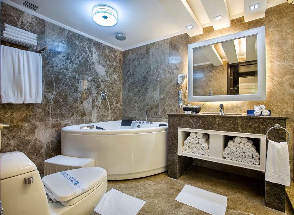 Hotel Agrabad Csittagong Szoba fotó